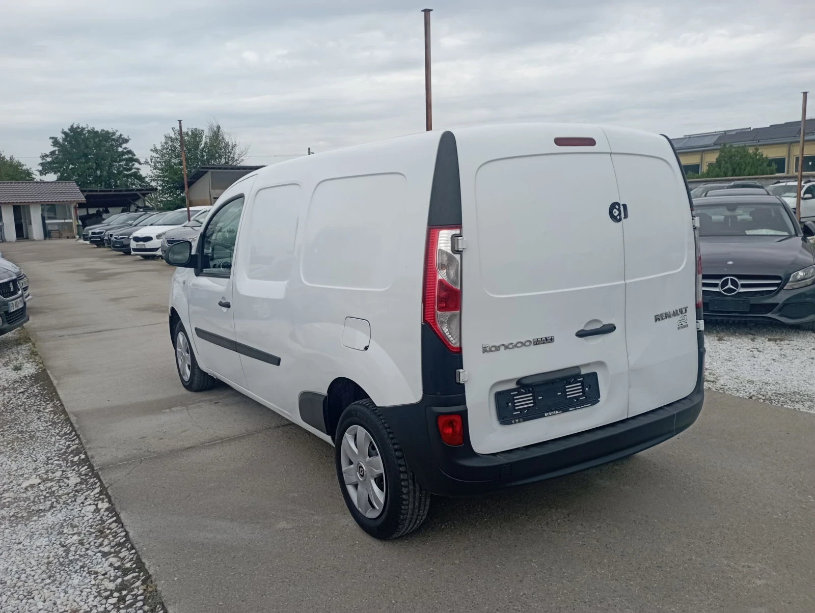Renault Kangoo MAXI, 3 места, EURO 6B - изображение 5