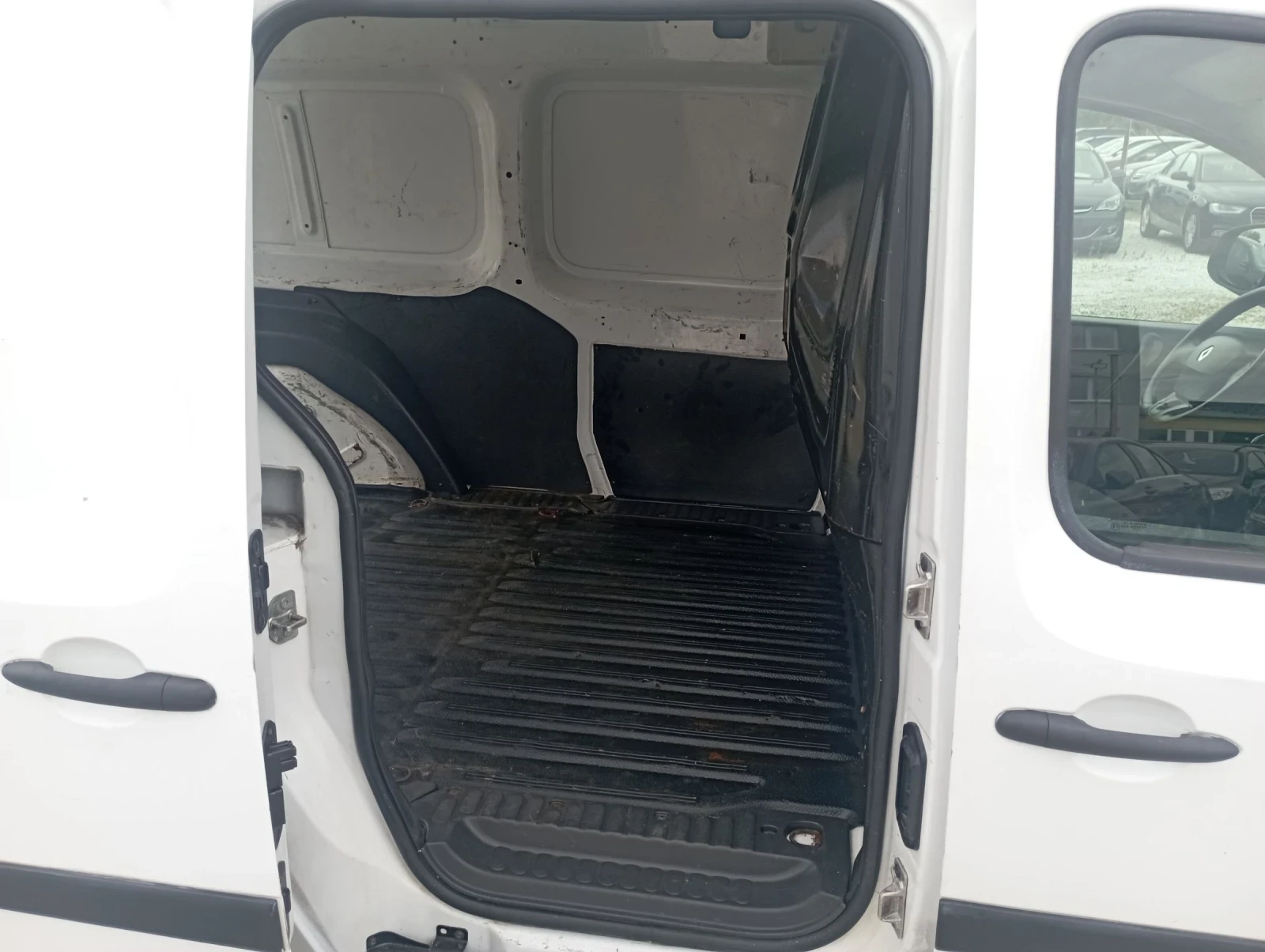 Renault Kangoo MAXI, 3 места, EURO 6B - изображение 6