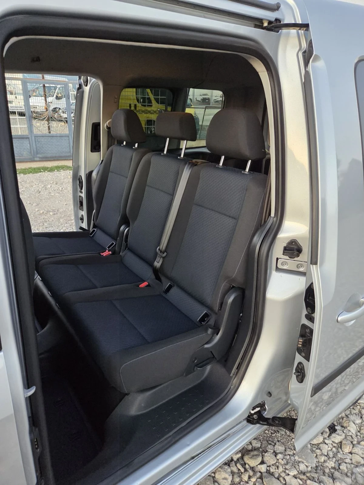 VW Caddy 2.0 150к.с - изображение 10