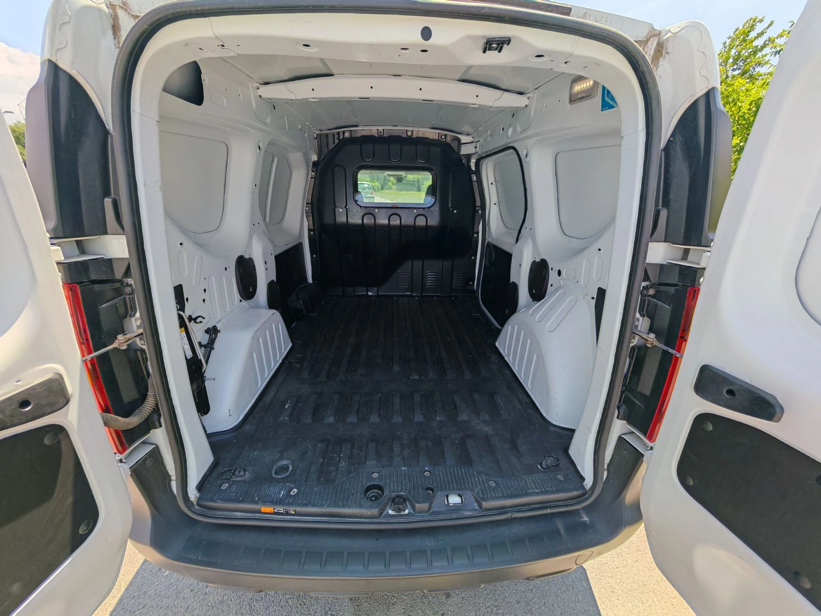 Renault Express 1900лв за получаване, 1.5 dCi VAN 1+ 1м - изображение 8