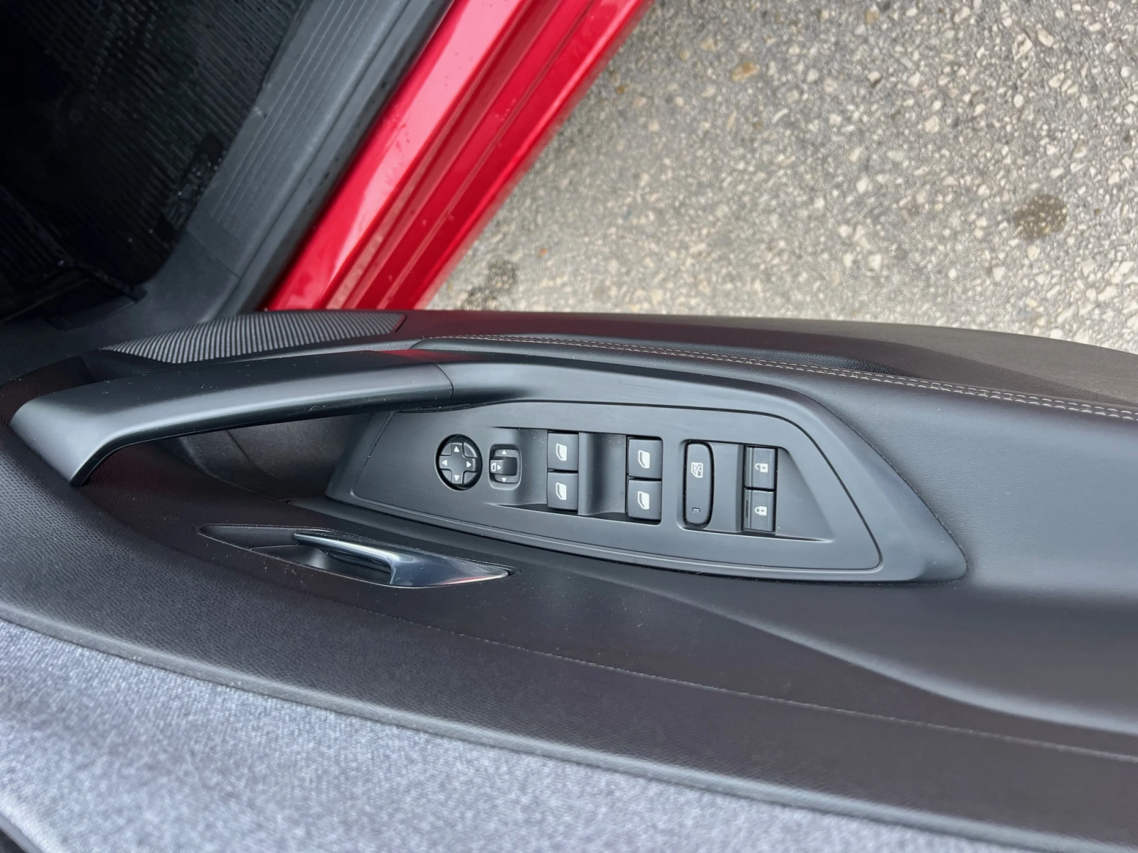 Peugeot 308 SW Allure 1.5 BlueHDi 130 EAT8 - изображение 10