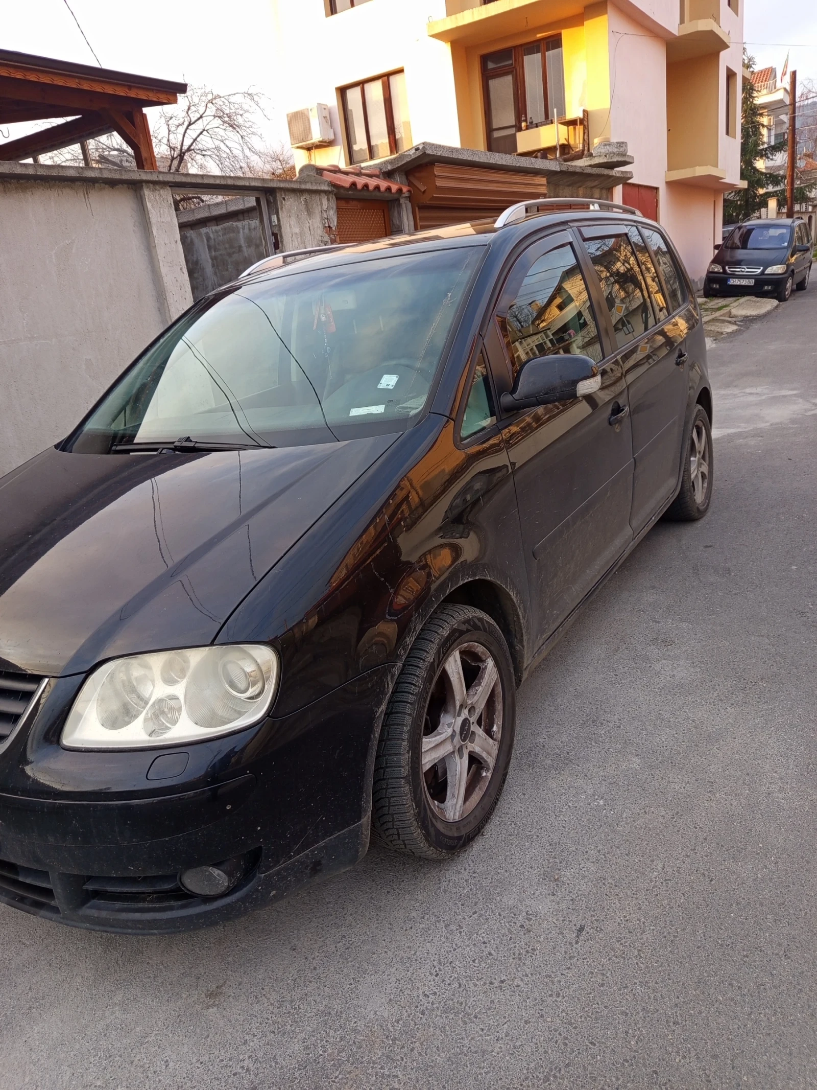 VW Touran  - изображение 3