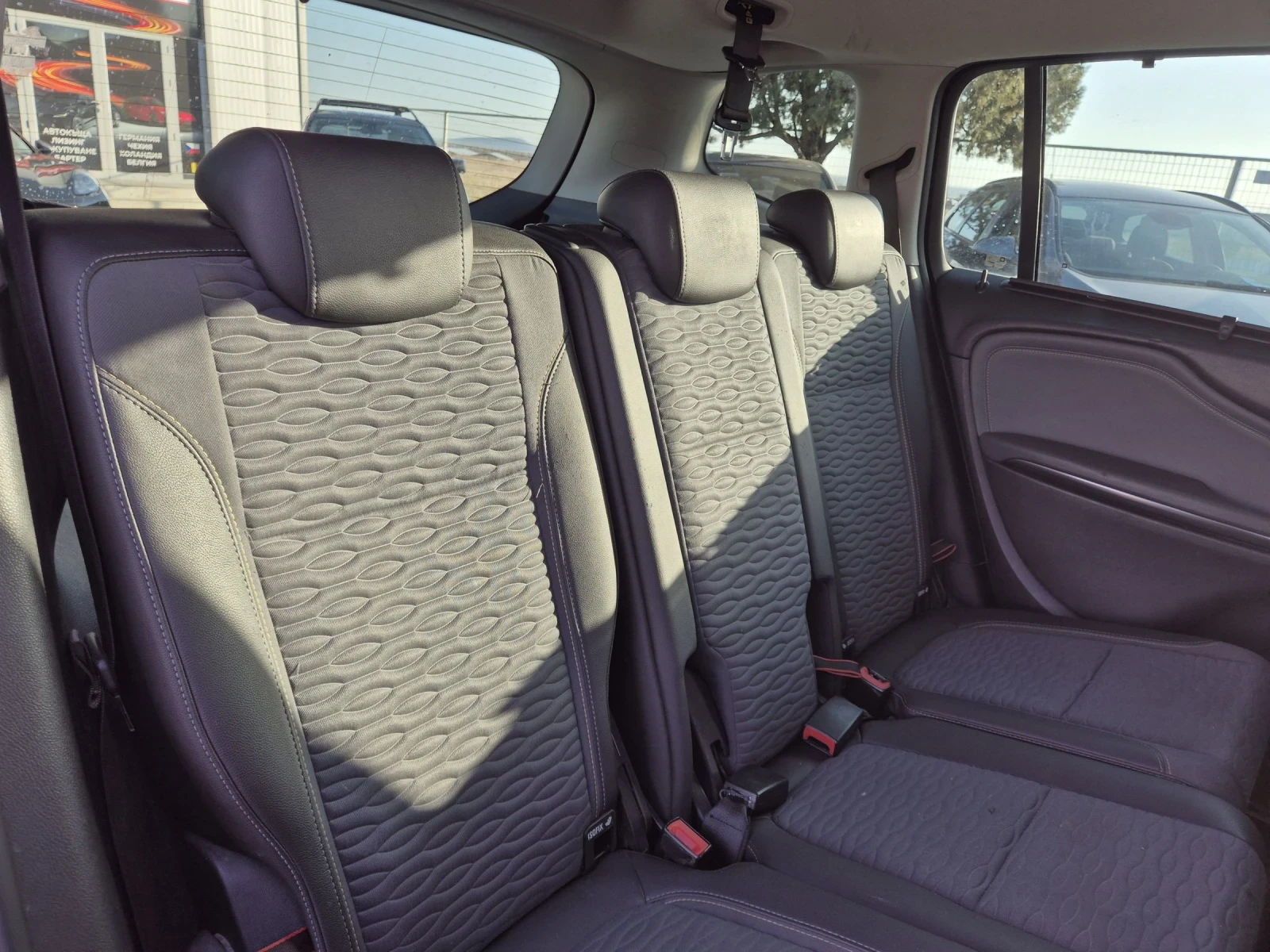 Opel Zafira 2.0 CDTI 5 Места, снимка 10 - Автомобили и джипове - 53834794