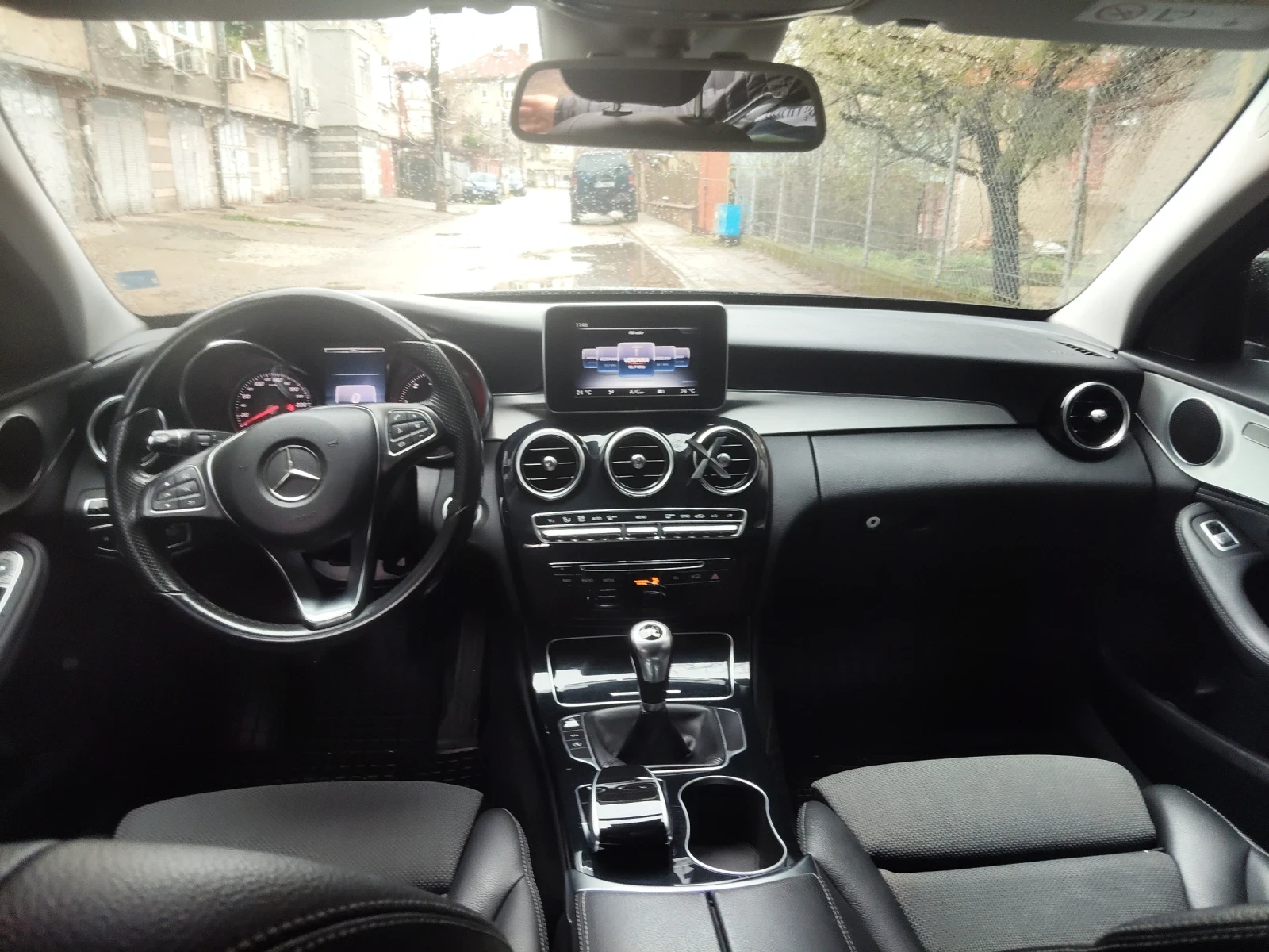 Mercedes-Benz C 220 Bluetec, снимка 9 - Автомобили и джипове - 53935504