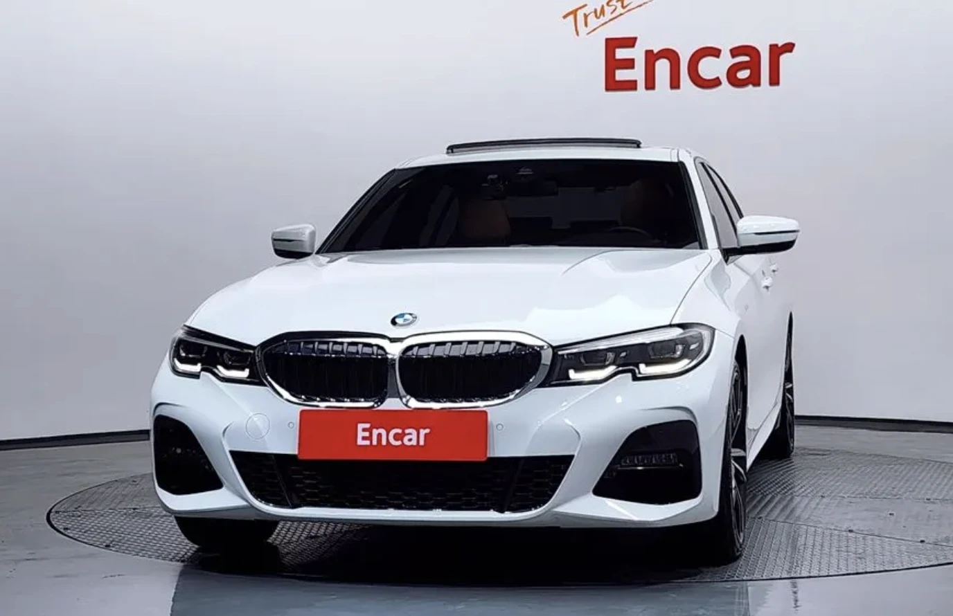 BMW 330 M* SPORT* XDRIVE* HARMON* KARDON* 360КАМЕРА* LANE*, снимка 3 - Автомобили и джипове - 53988383