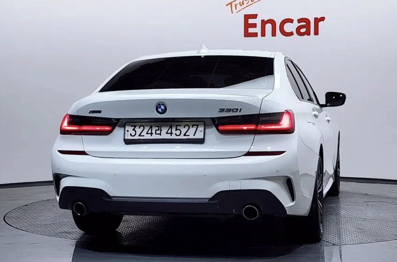 BMW 330 M* SPORT* XDRIVE* HARMON* KARDON* 360КАМЕРА* LANE*, снимка 4 - Автомобили и джипове - 53988383