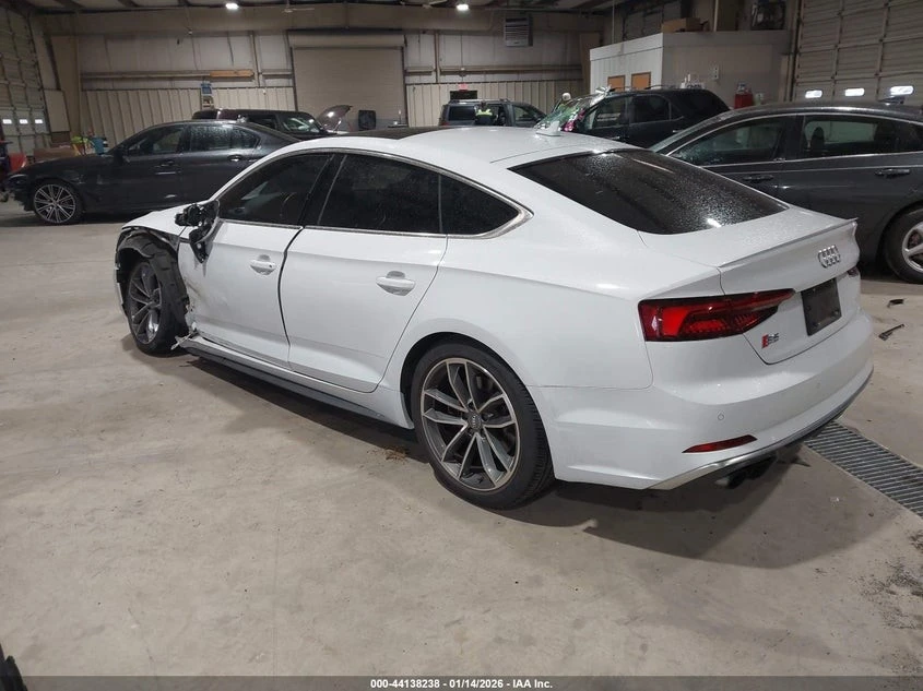Audi S5 PREMIUM PLUS АВТО КРЕДИТ, снимка 7 - Автомобили и джипове - 53988280