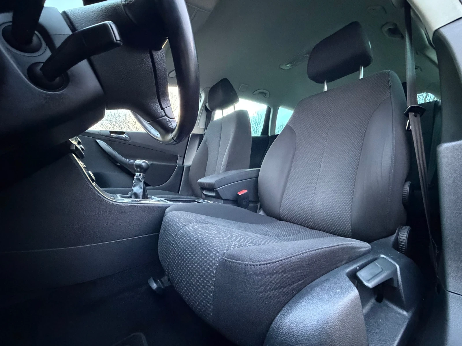 VW Passat B6, снимка 6 - Автомобили и джипове - 54165938