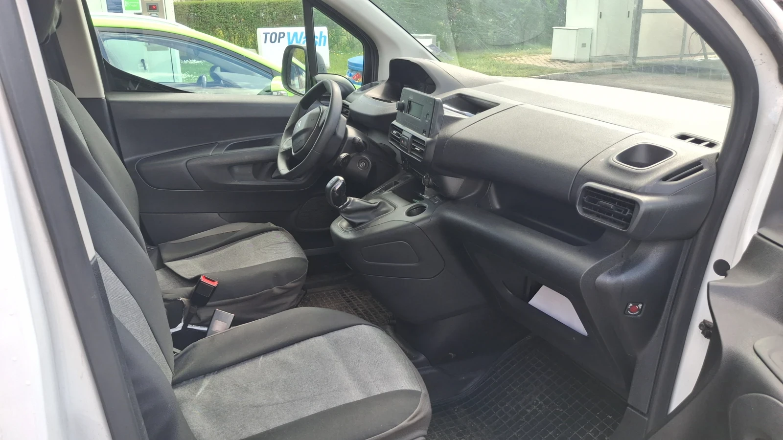 Peugeot Partner, снимка 3 - Автомобили и джипове - 54296824