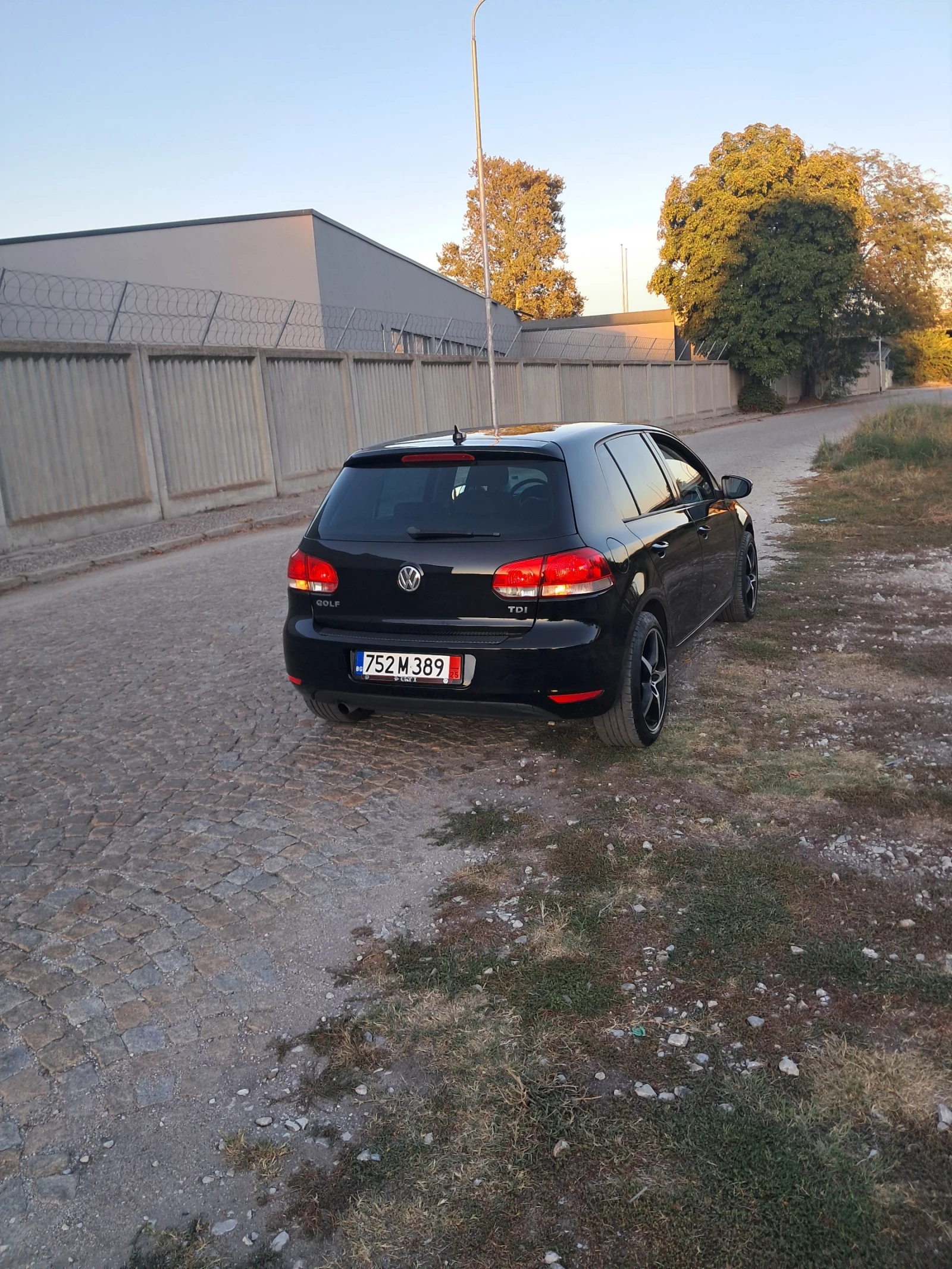 VW Golf 1.6 TDI | Mobile.bg � ����������� 5