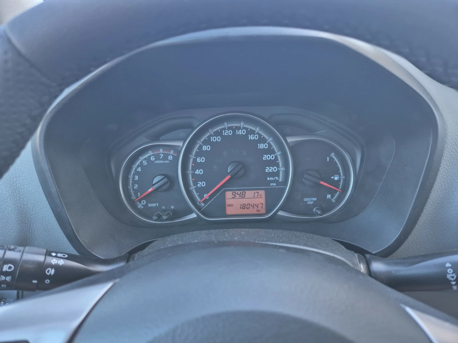 Toyota Yaris 1.0 i ��� �������� | Mobile.bg � ����������� 11