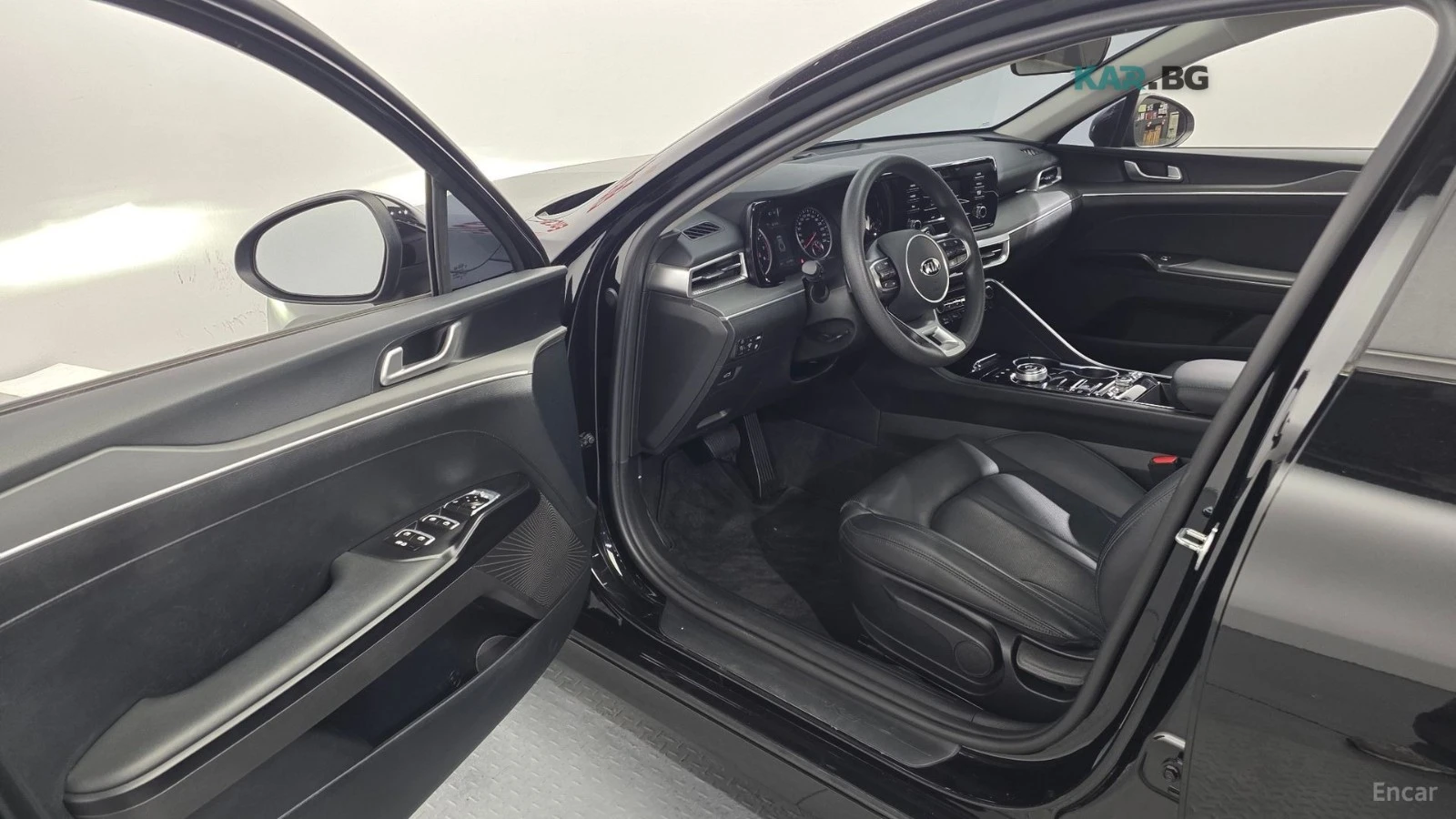 Kia K5 * LED* KEYLESS* Camera* ПОДГРЕВ* , снимка 10 - Автомобили и джипове - 55133724