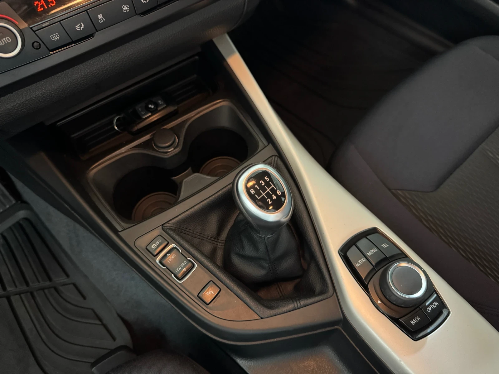 BMW 116 i - EURO 6B, снимка 13 - Автомобили и джипове - 55141365