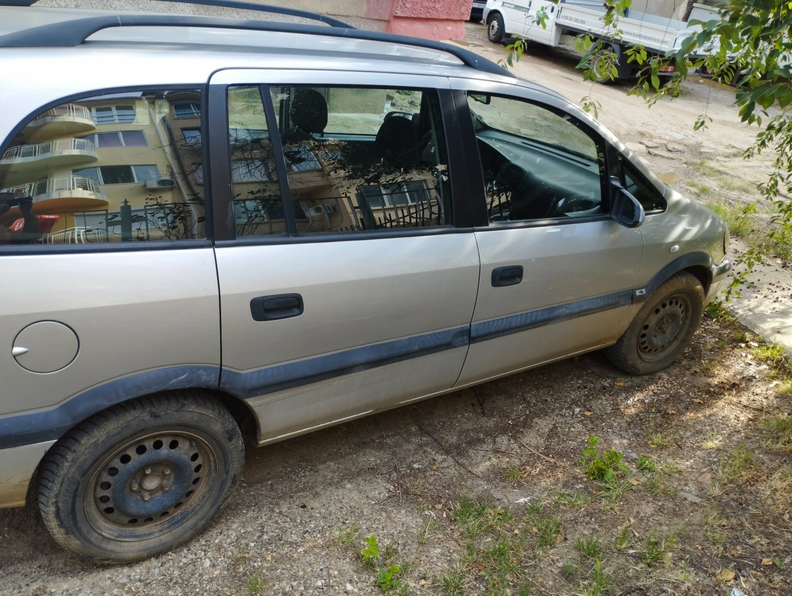 Opel Zafira, снимка 3 - Автомобили и джипове - 55211743