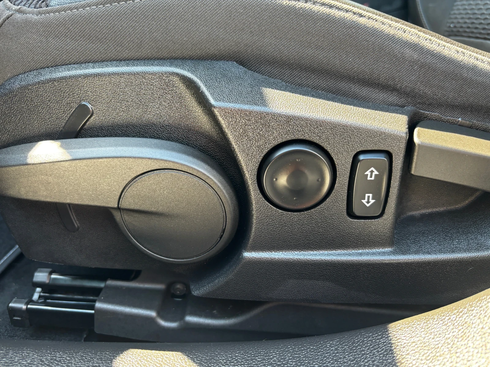 Opel Insignia Face 4* 4 ITALIA, снимка 17 - Автомобили и джипове - 55356461