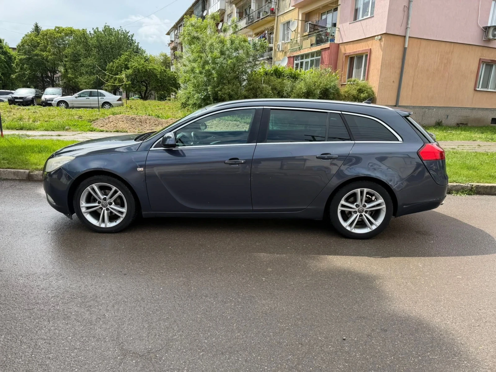 Opel Insignia До 10 07 2026 ГОД.Е ТАЗИ ЦЕНА, снимка 2 - Автомобили и джипове - 55582159