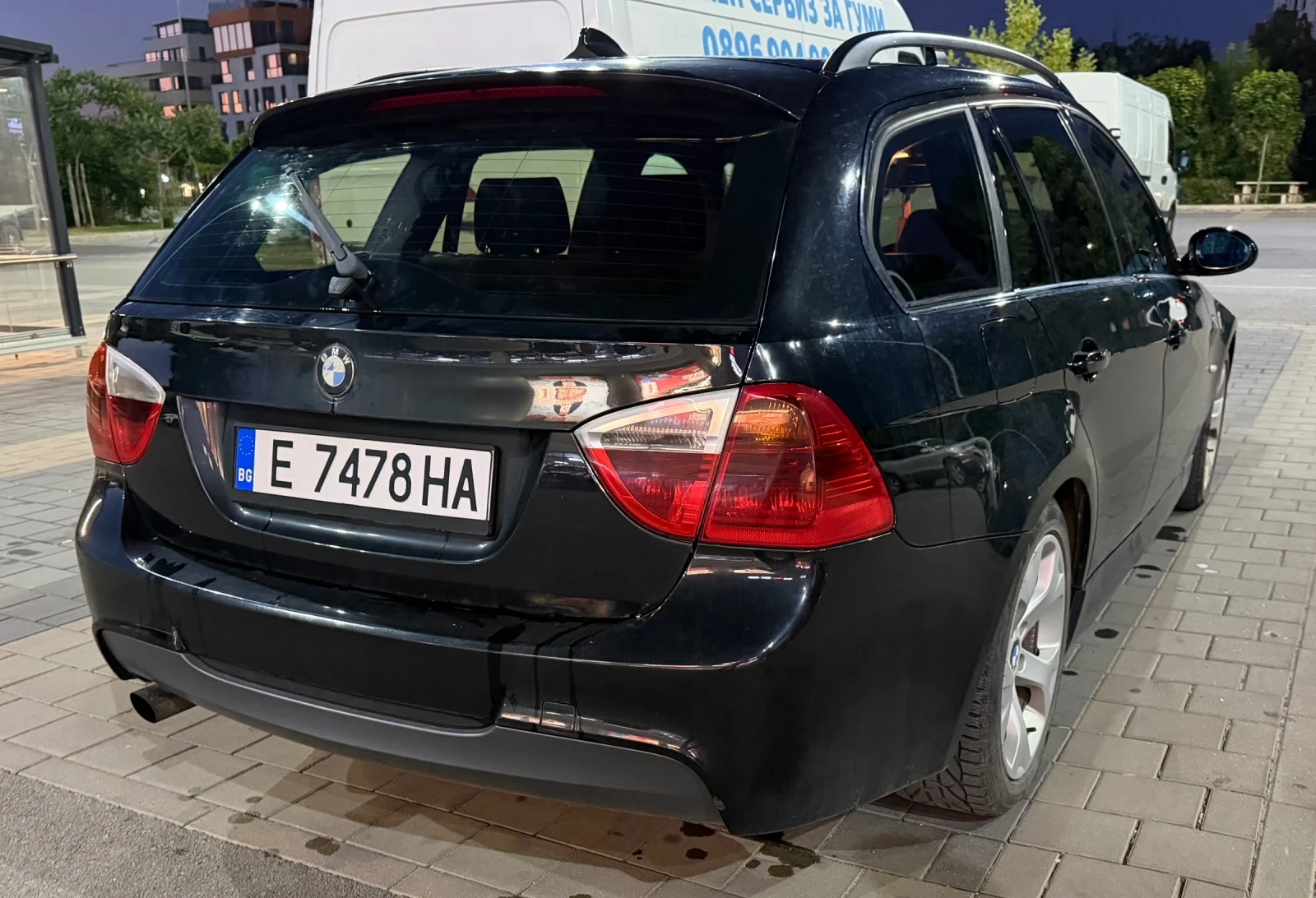 BMW 320, снимка 2 - Автомобили и джипове - 55729797