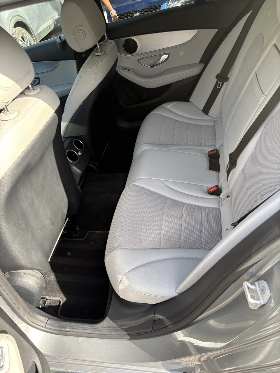 Mercedes-Benz C 350, снимка 10 - Автомобили и джипове - 55944803