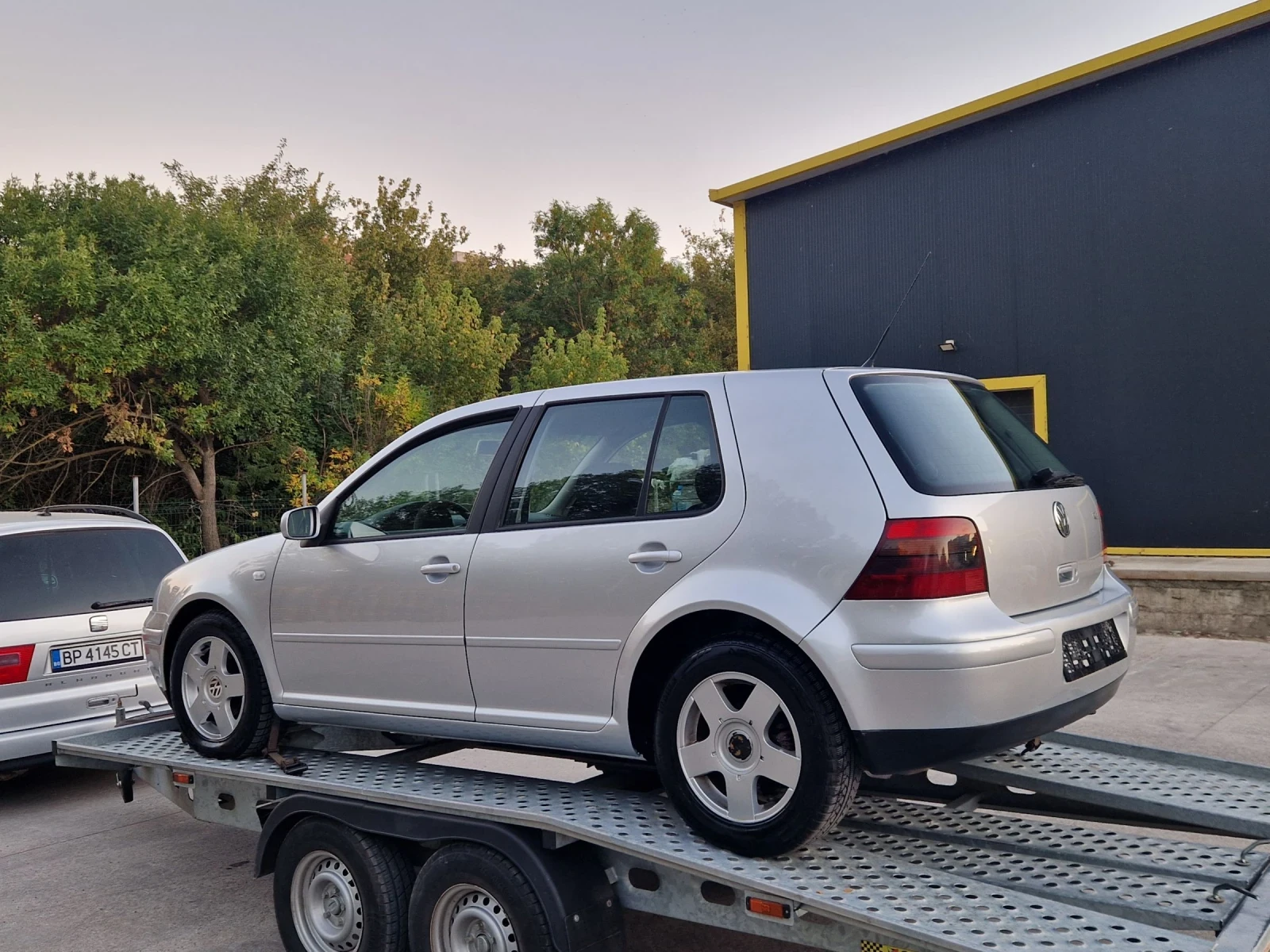 VW Golf 1.9TDI 90к.с., снимка 2 - Автомобили и джипове - 56359584