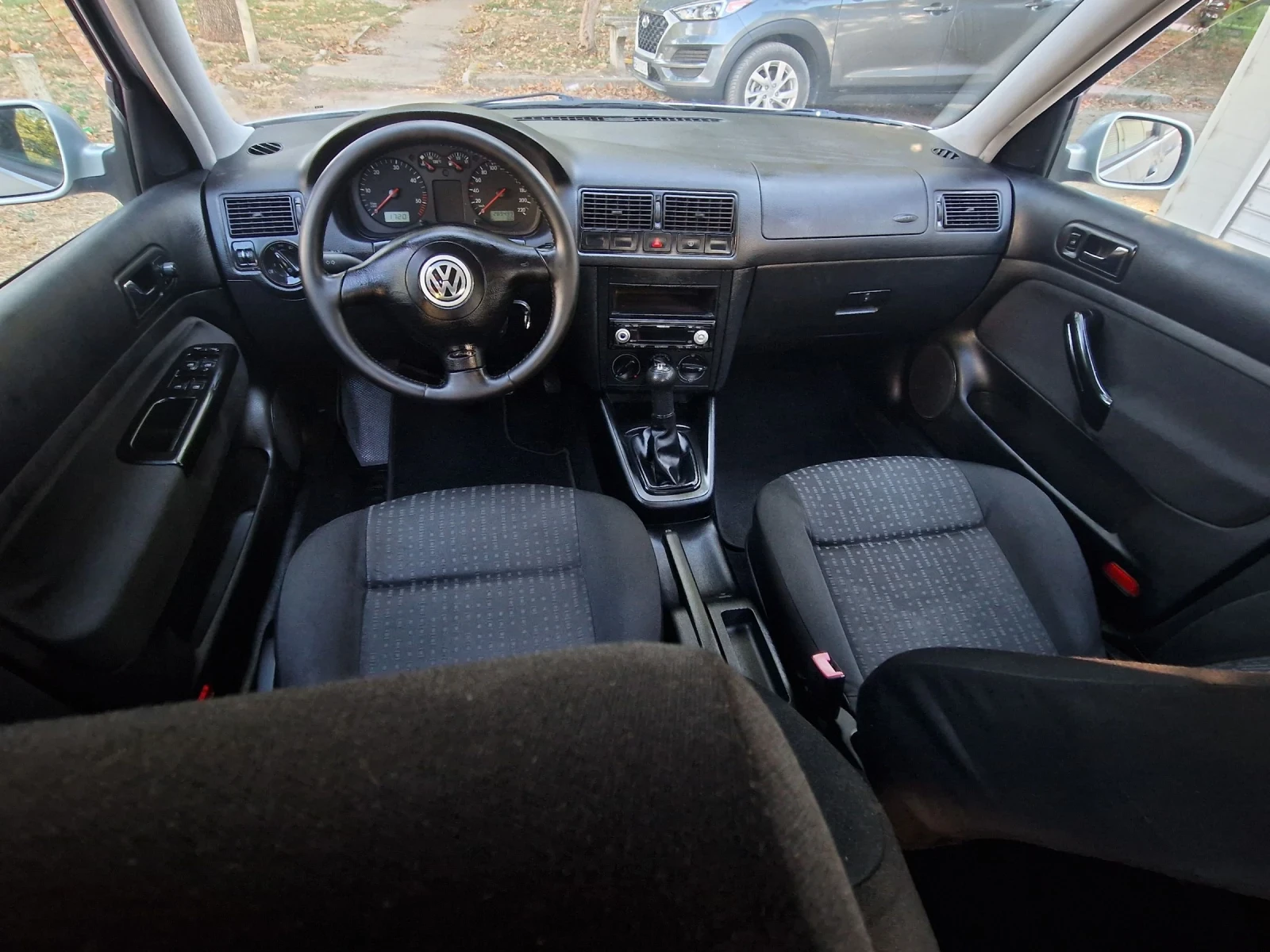 VW Golf 1.9TDI 90к.с., снимка 8 - Автомобили и джипове - 56359584