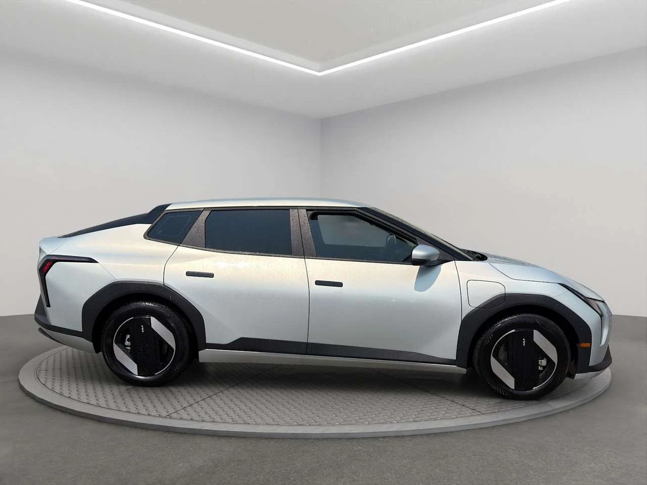 Kia EV4 WIND/ NO ACCIDENTS/ ONE OWNER/ LOCAL VEHICLE | Mobile.bg � ����������� 3