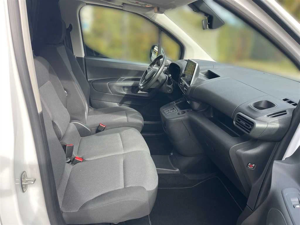 Opel Combo e-Cargo/136HP/BASIS/XL/CAM/NAVI/LED/ACC/CPLAY/782q | Mobile.bg � ����������� 11