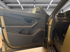 Обява за продажба на Lamborghini Urus SE = Akrapovic = Гаранция ~ 756 300 лв. - изображение 5