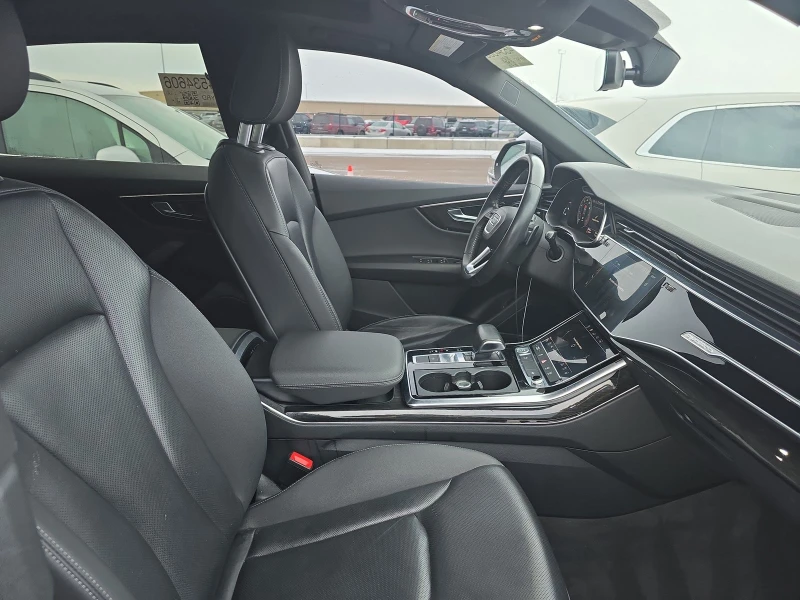 Audi Q8 Virtual Cockpit Plus* Bang & Olufsen* , снимка 8 - Автомобили и джипове - 49424509