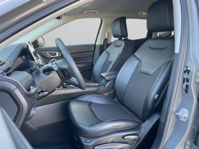 Jeep Compass UPLAND 1.3 PHEV Petrol 190 hp AT6 4xe, снимка 13 - Автомобили и джипове - 52413277