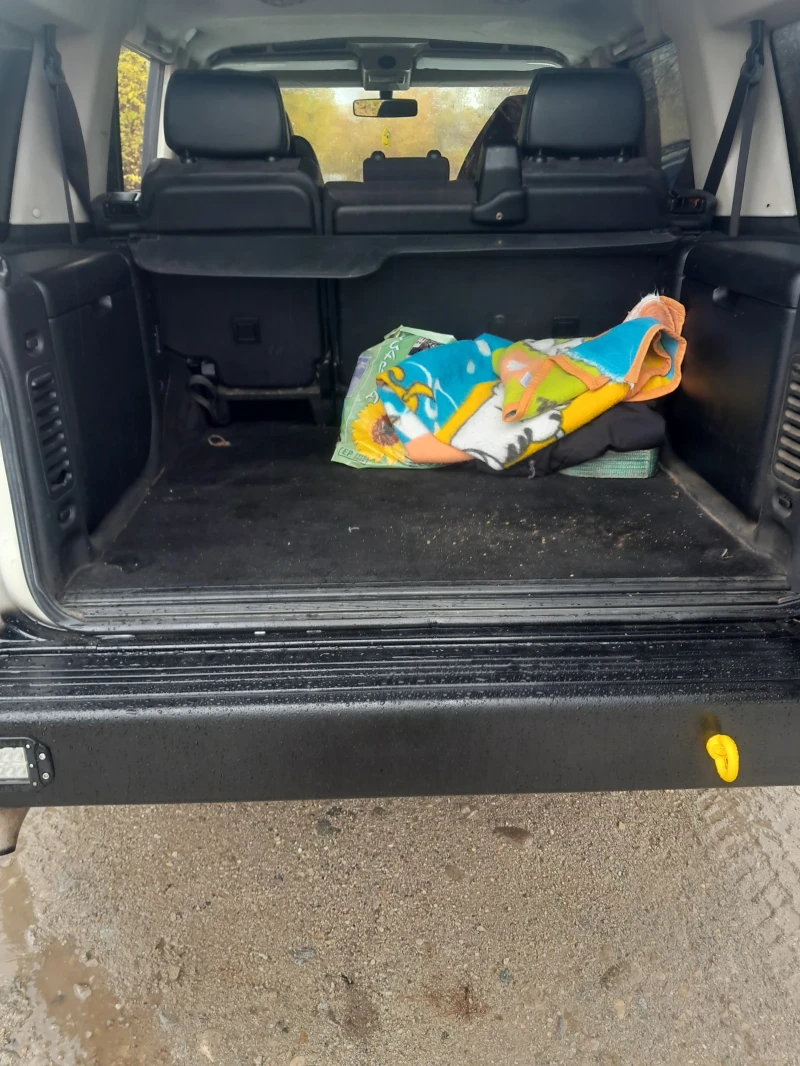 Land Rover Discovery 2.5 TD5, снимка 12 - Автомобили и джипове - 52517555