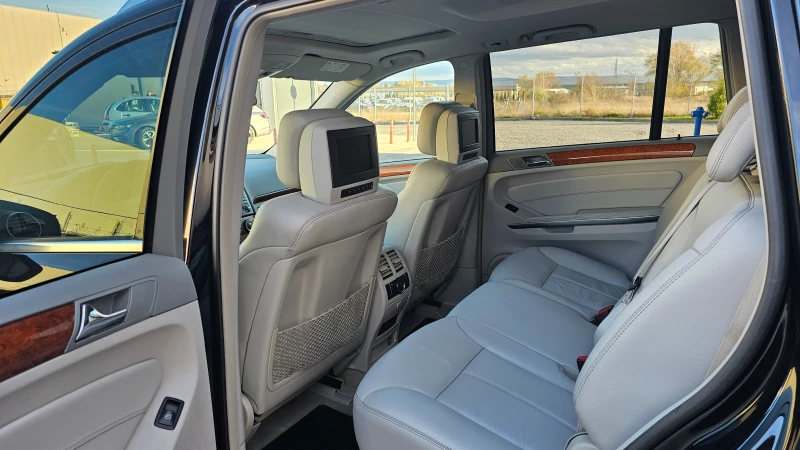 Mercedes-Benz GL 320 CDI 7Mестен TV Kамера Offroad paket, снимка 10 - Автомобили и джипове - 52556804