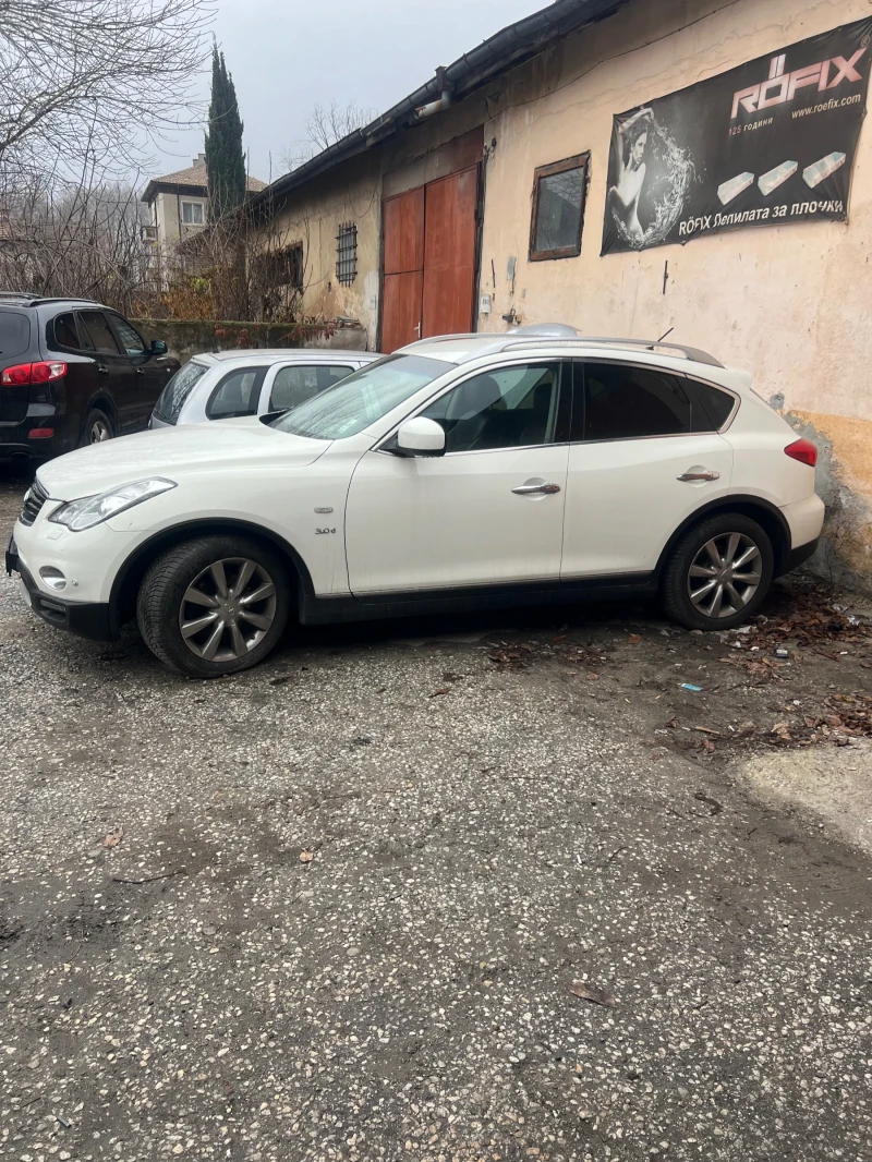 Infiniti QX50