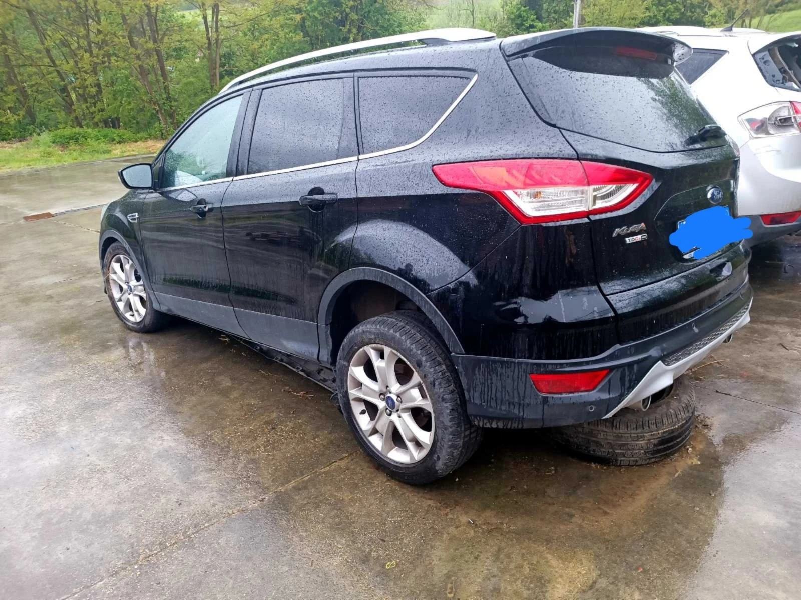 Ford Kuga  - изображение 4