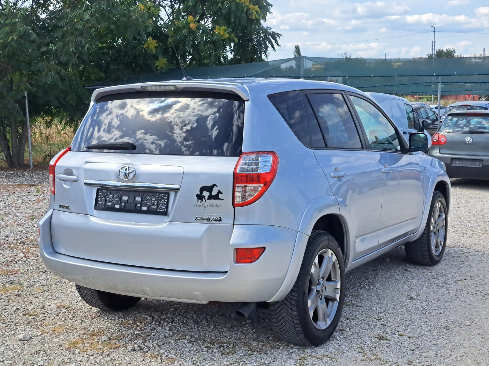 Toyota Rav4 2.2D * CROSSOVER*  - изображение 5