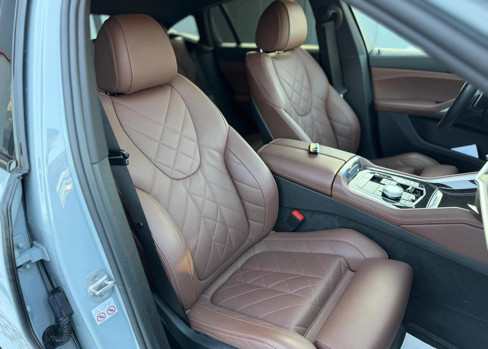 BMW X6 40i  xDrive M-Sport - изображение 8