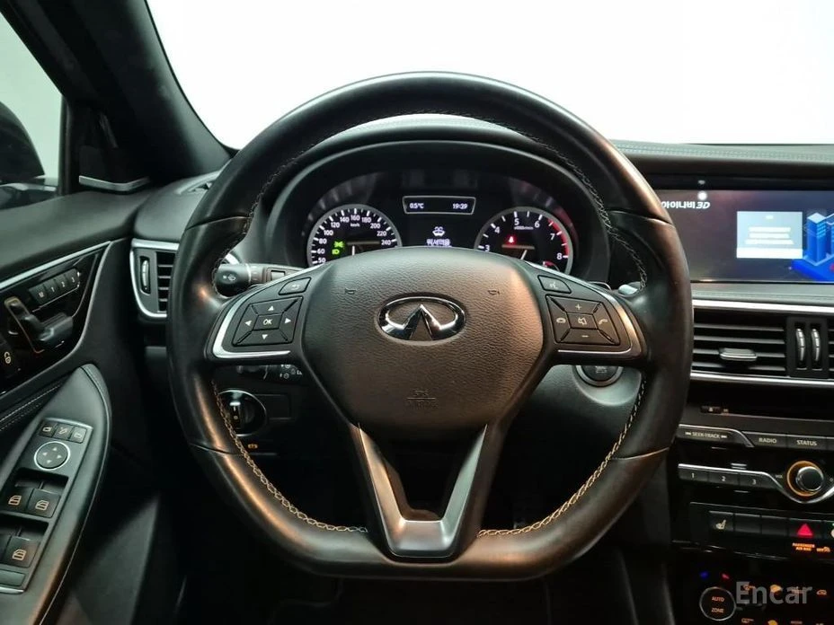 Infiniti Q30  - изображение 9