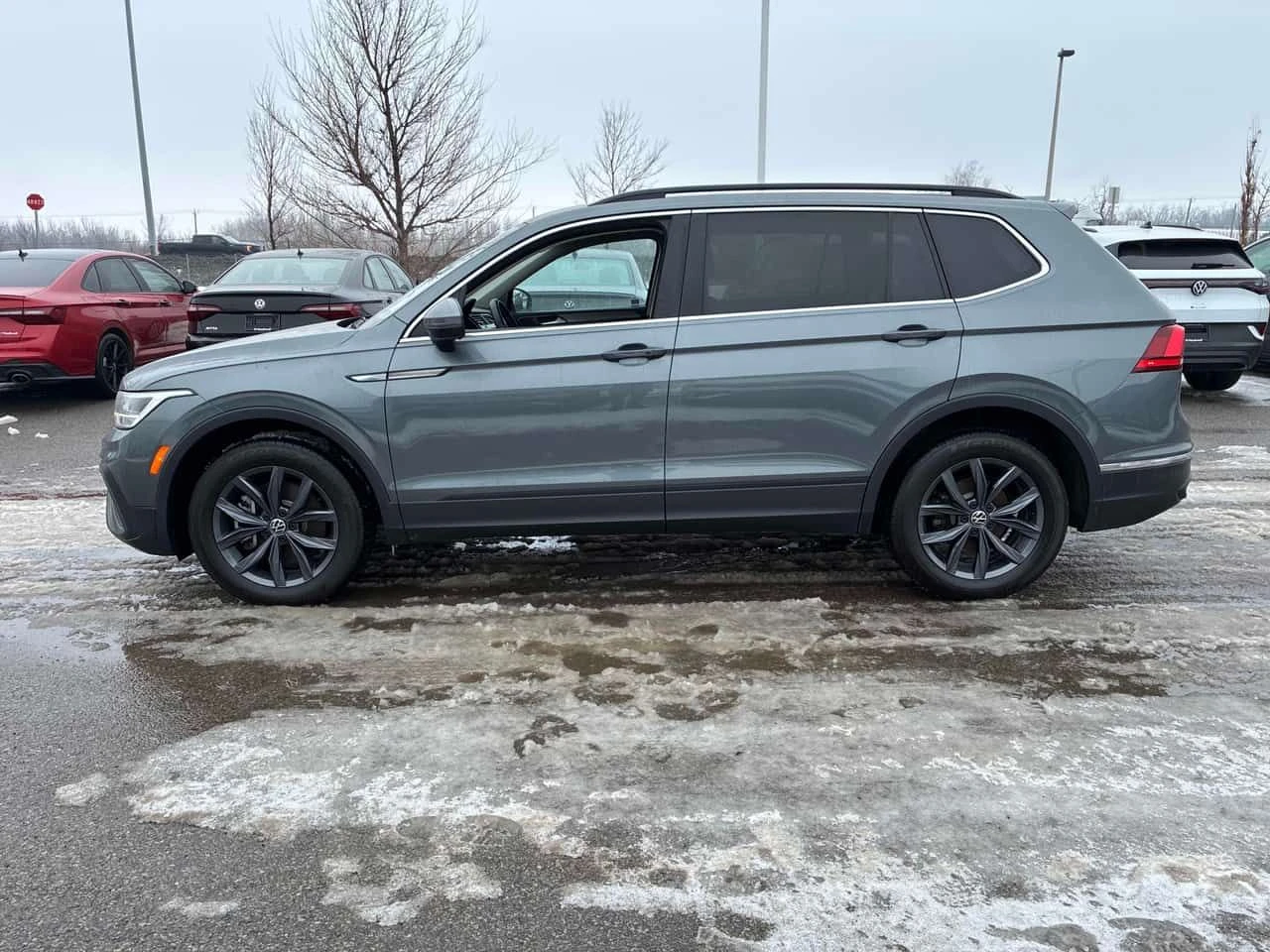 VW Tiguan  | Comfortline | CARFAX - изображение 2