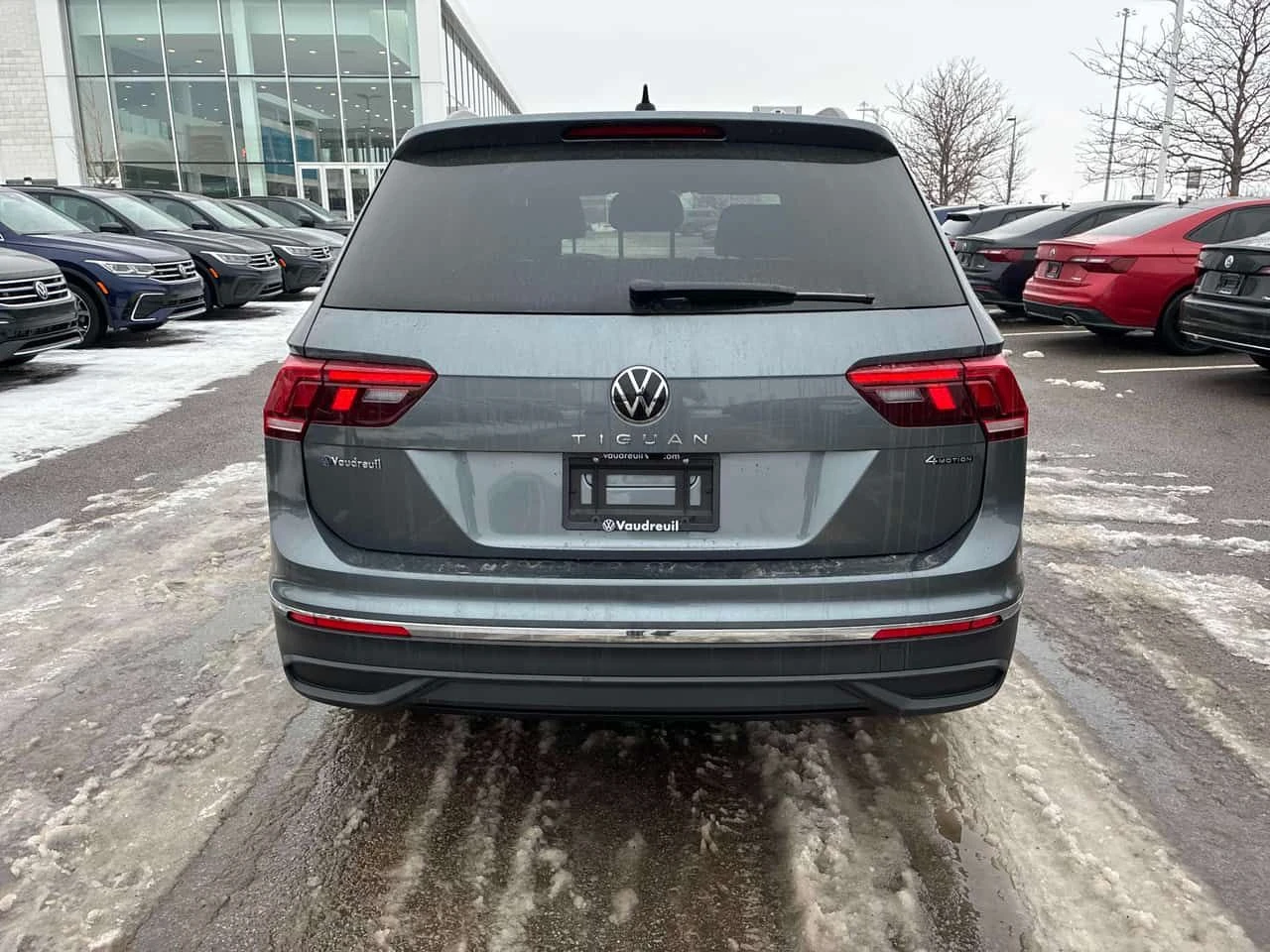 VW Tiguan  | Comfortline | CARFAX - изображение 4