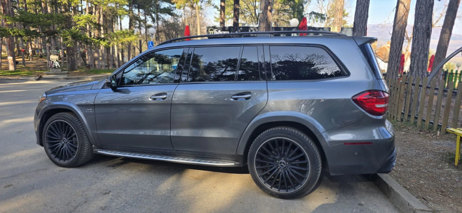 Mercedes-Benz GLS 63 AMG, снимка 13 - Автомобили и джипове - 53953646
