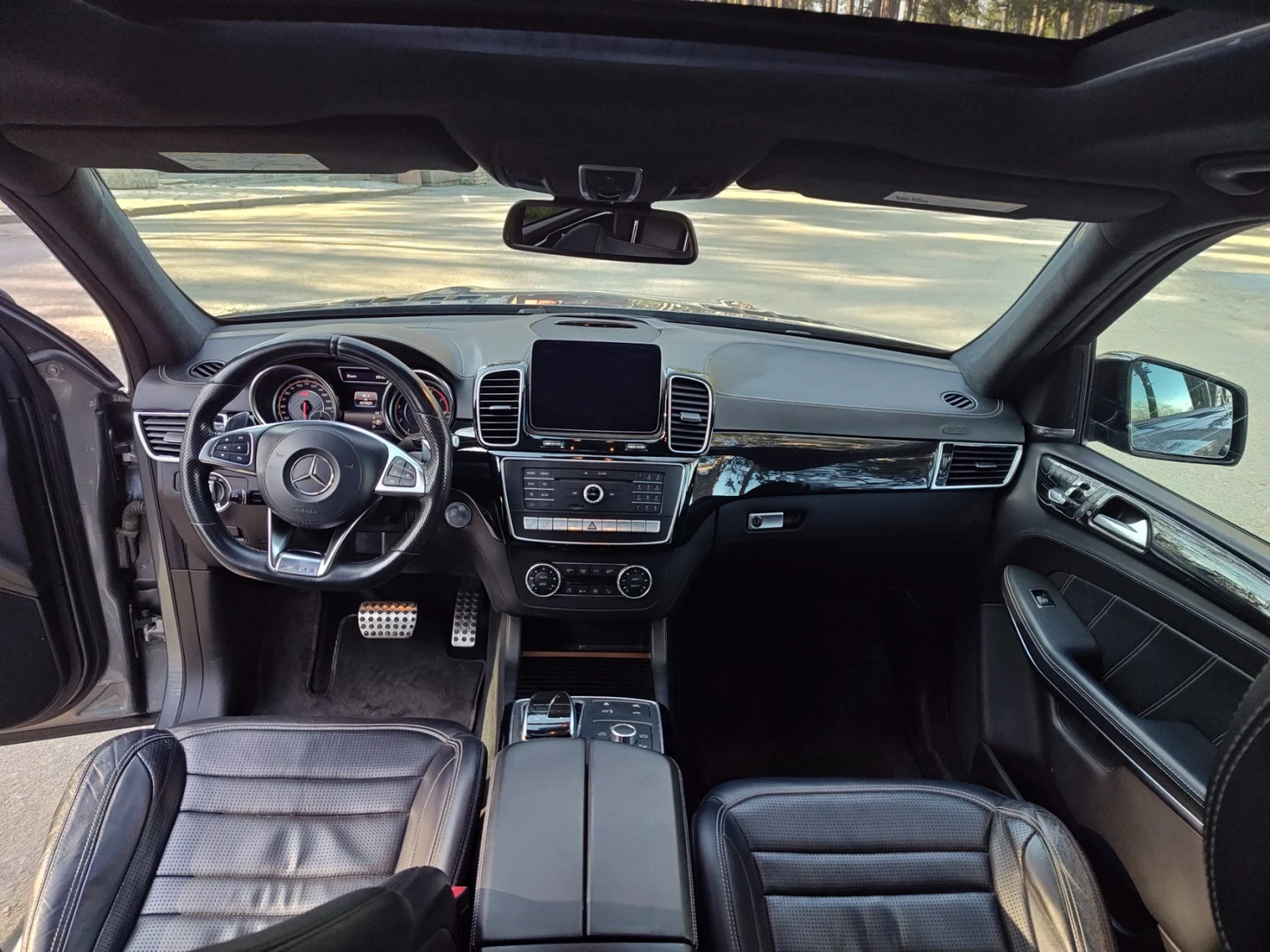 Mercedes-Benz GLS 63 AMG, снимка 5 - Автомобили и джипове - 53953646