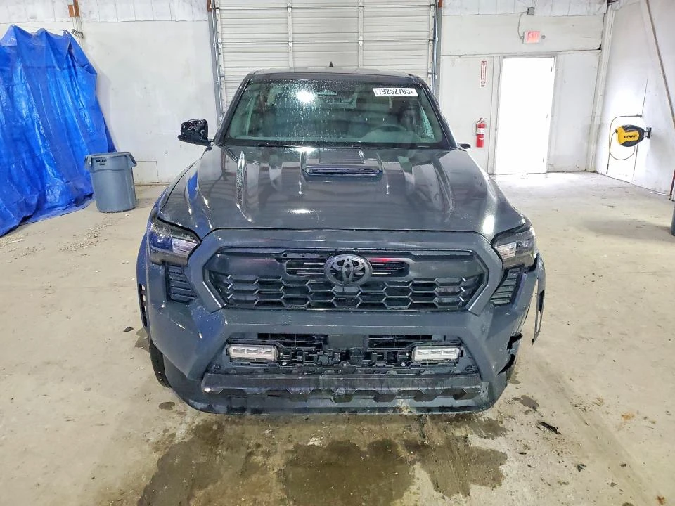 Toyota Tacoma 2.4L 4 Rear Wheel Drive w/4x4 | Mobile.bg � ����������� 5