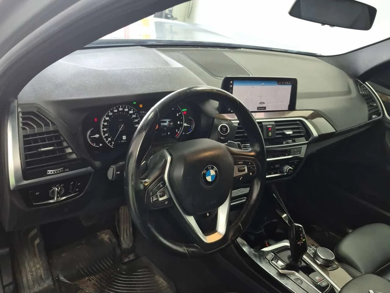 BMW X3 * XDRIVE30I * ПОДГРЕВ* КАМЕРА* ДВА КЛЮЧА* , снимка 10 - Автомобили и джипове - 54564775