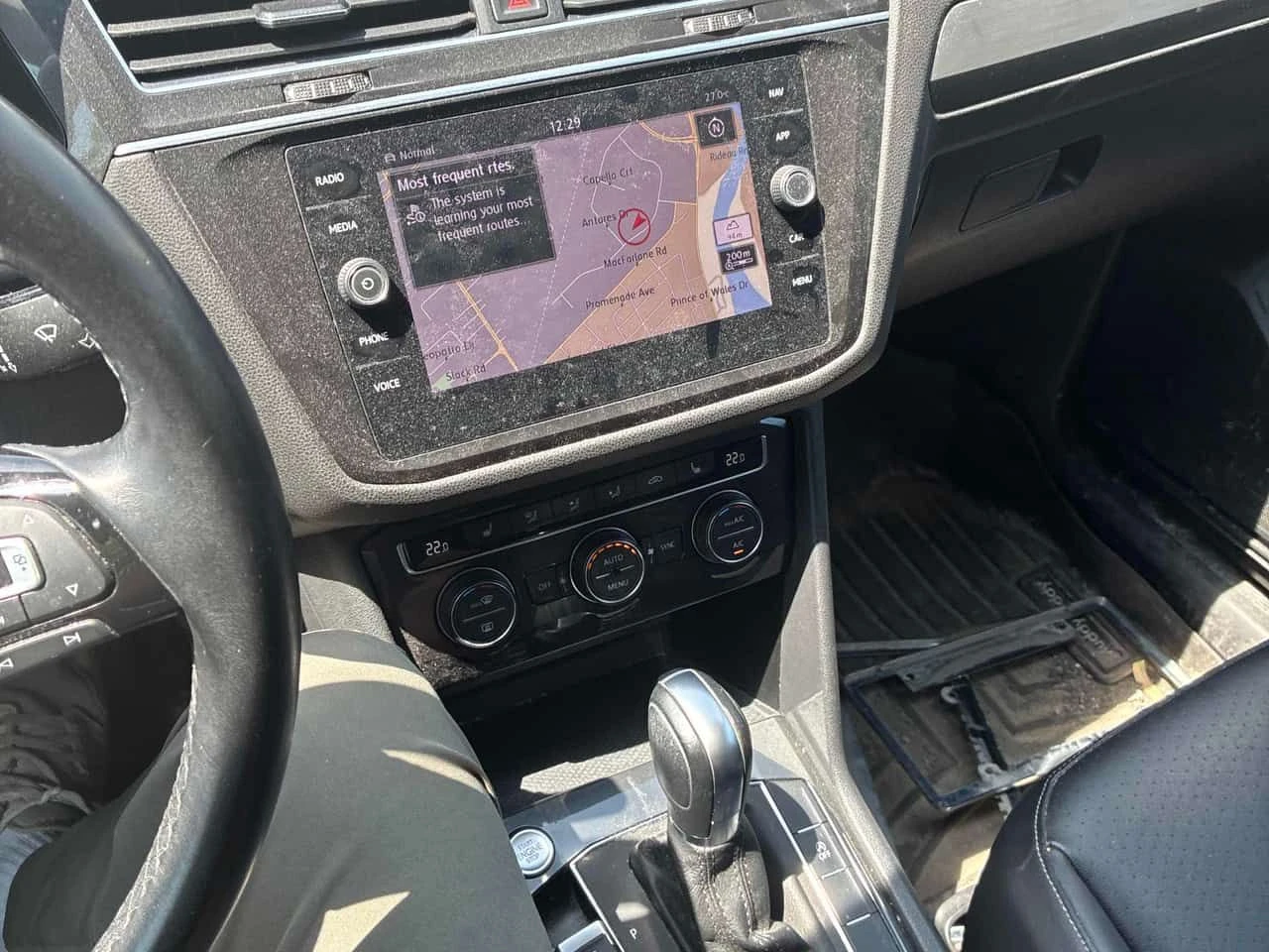 VW Tiguan Comfortline * АВТОКРЕДИТ * ГЛАВНО ПРЕДСТАВИТЕЛСТВО, снимка 9 - Автомобили и джипове - 55187339