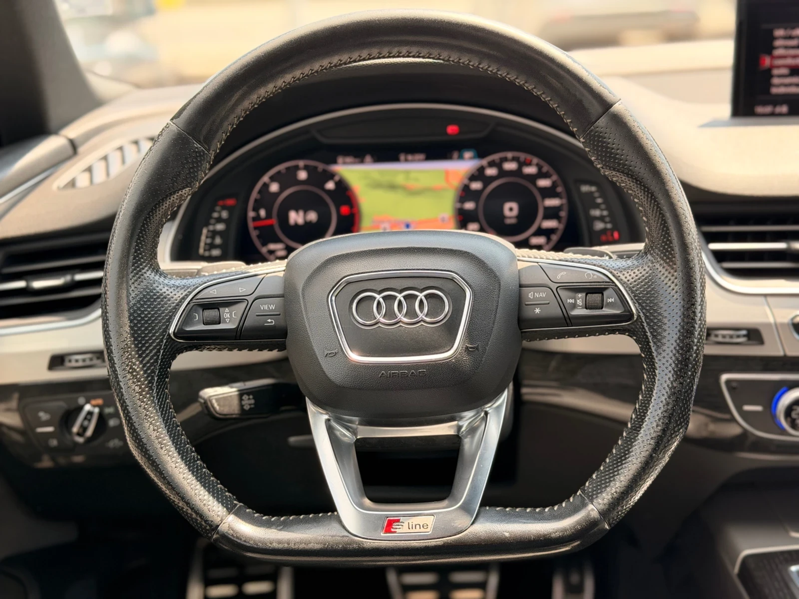 Audi Q7 3.0TDI / DIGITAL/272/СЕРВИЗНА ИСТОРИЯ, снимка 12 - Автомобили и джипове - 55379923