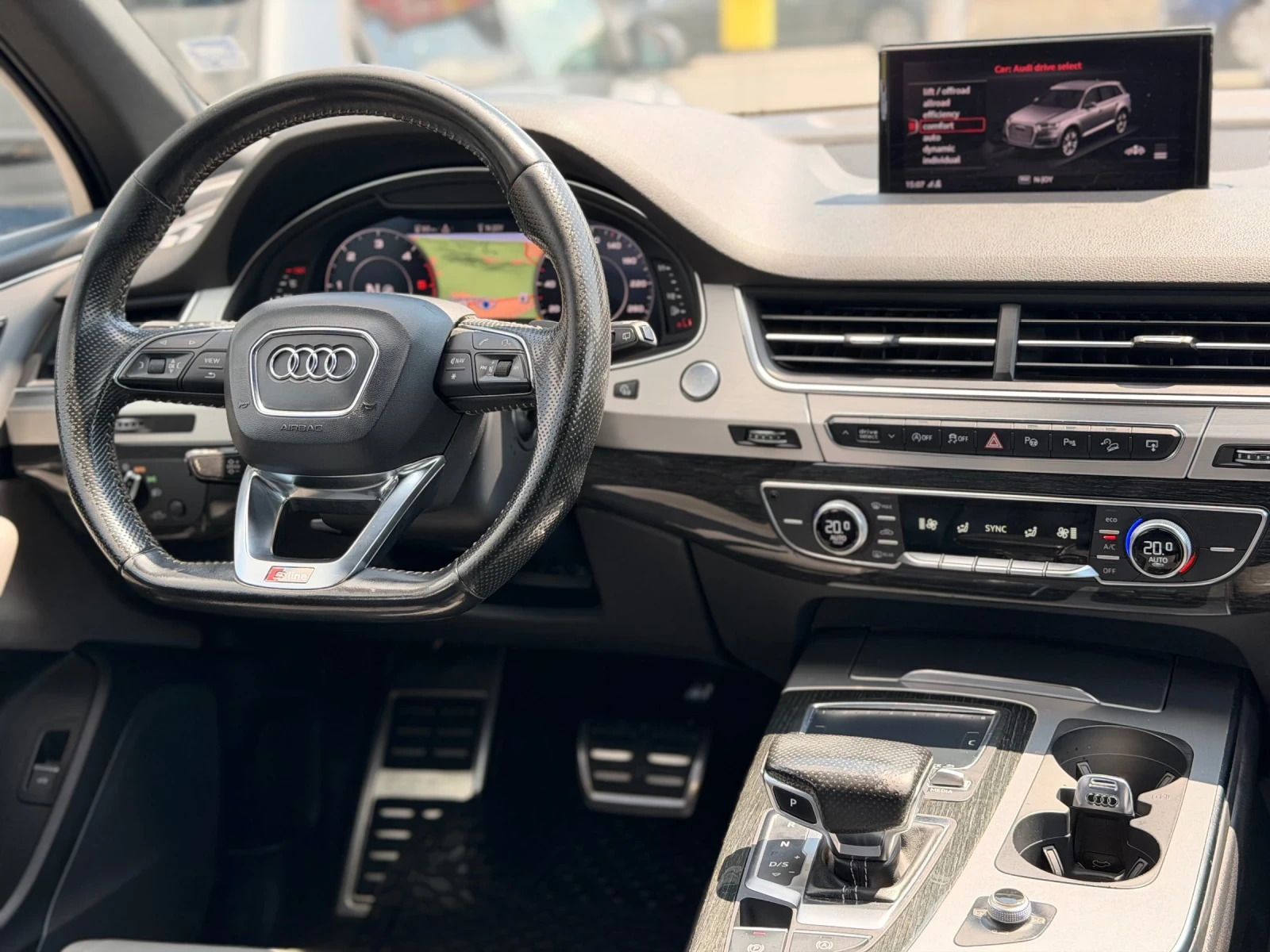 Audi Q7 3.0TDI / DIGITAL/272/СЕРВИЗНА ИСТОРИЯ, снимка 14 - Автомобили и джипове - 55379923
