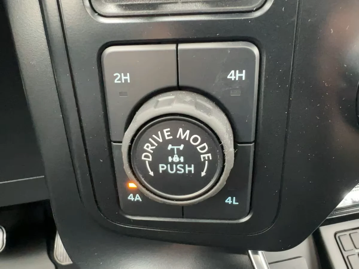 Ford F150 RAPTOR* DISTR* KEYLESS* 360 CAM* B&O* PANORAMA* , снимка 12 - Автомобили и джипове - 55800149