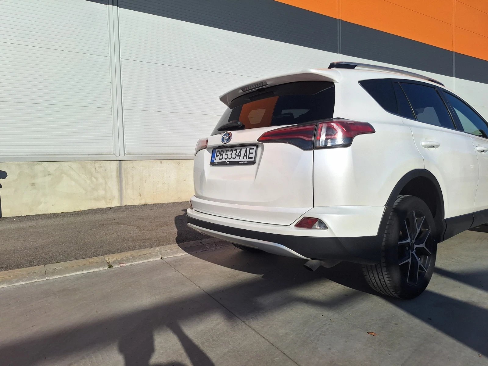 Toyota Rav4 2.5 hybrid, снимка 6 - Автомобили и джипове - 55846587