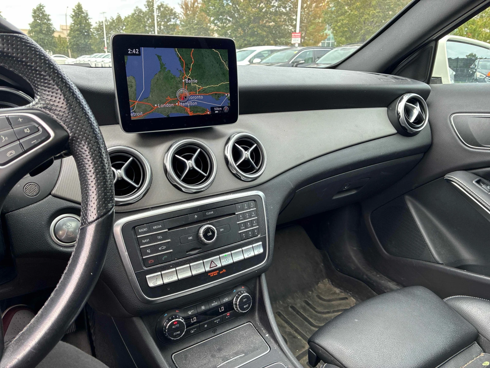 Mercedes-Benz GLA 250 4MATIC | CARFAX | БЕЗ ИНЦИДЕНТИ, снимка 9 - Автомобили и джипове - 56122915