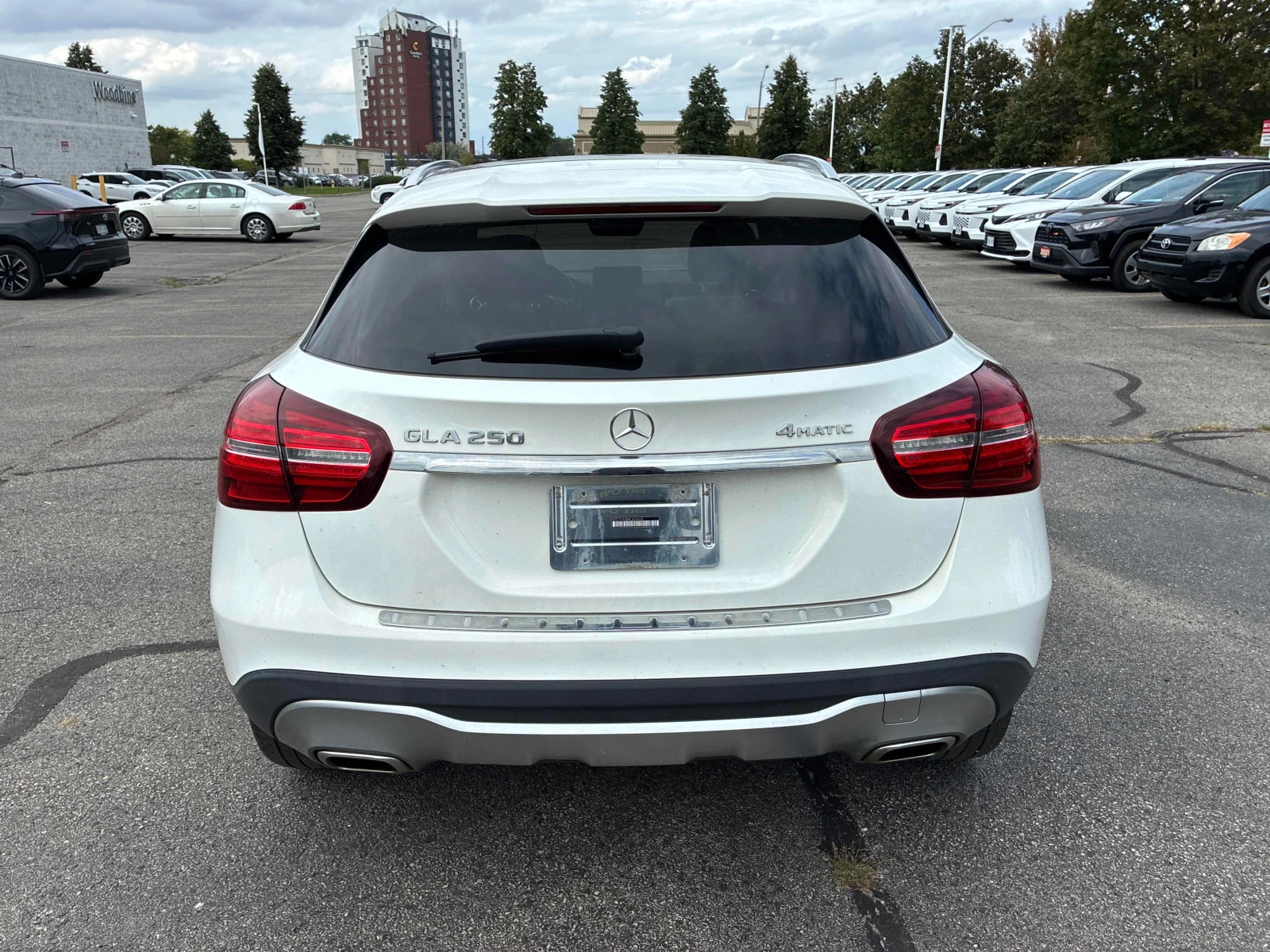 Mercedes-Benz GLA 250 4MATIC | CARFAX | БЕЗ ИНЦИДЕНТИ, снимка 5 - Автомобили и джипове - 56122915