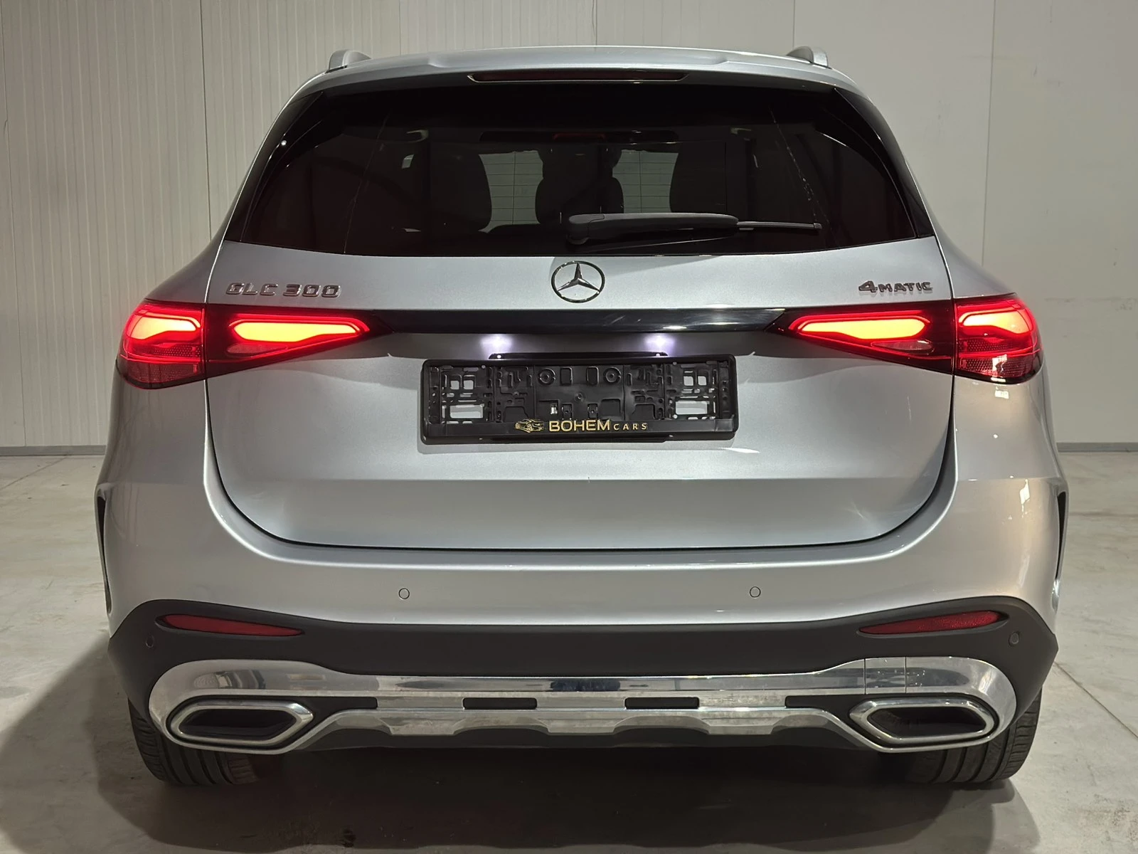 Mercedes-Benz GLC 300 AMG Package, снимка 4 - Автомобили и джипове - 56610653